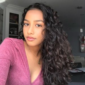 Meet your Posher, Lavena